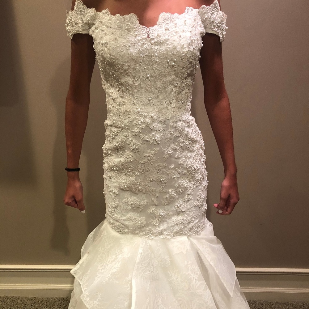 Jasz Couture Prom Dress - Size 00